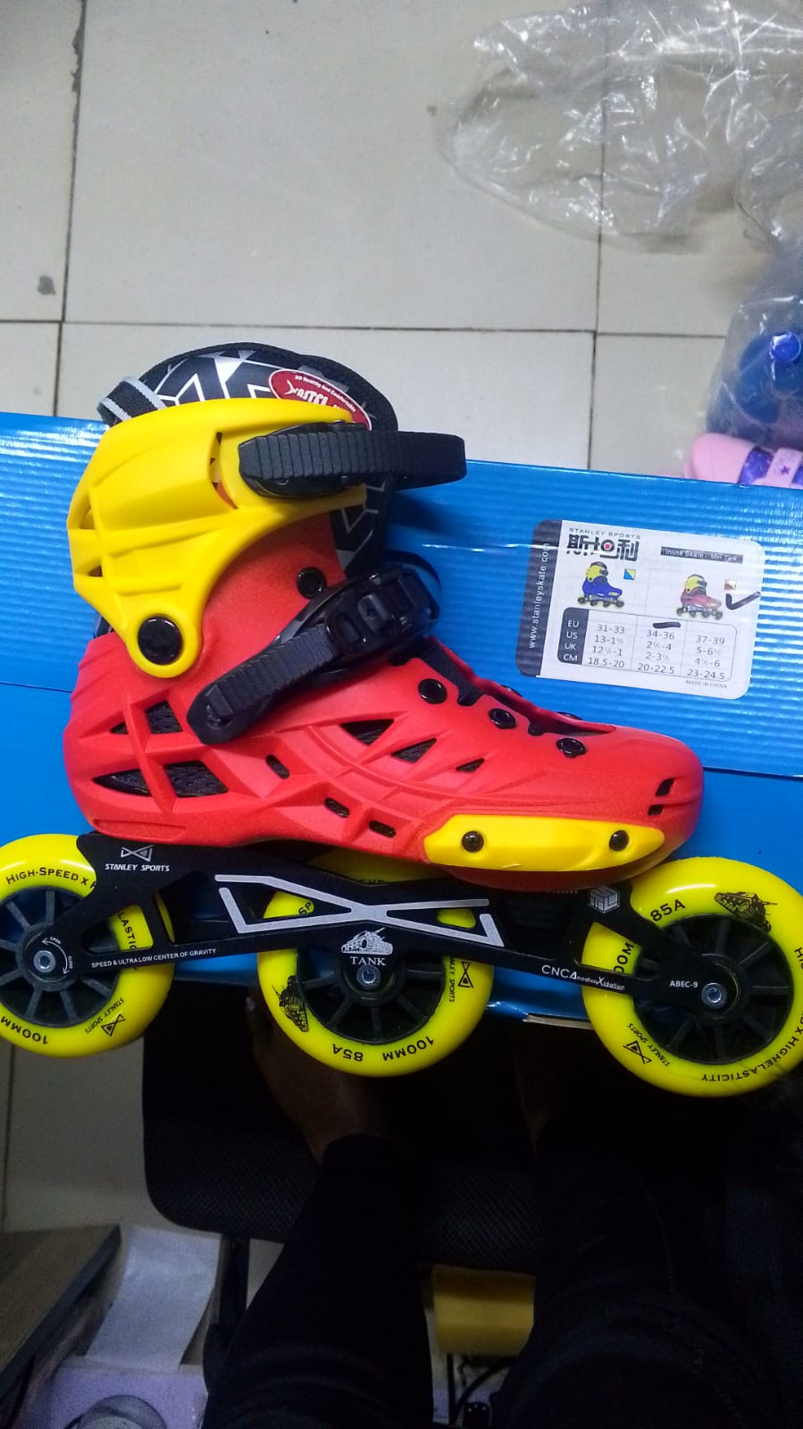 Stanley Triskates 100mm adjustable skates